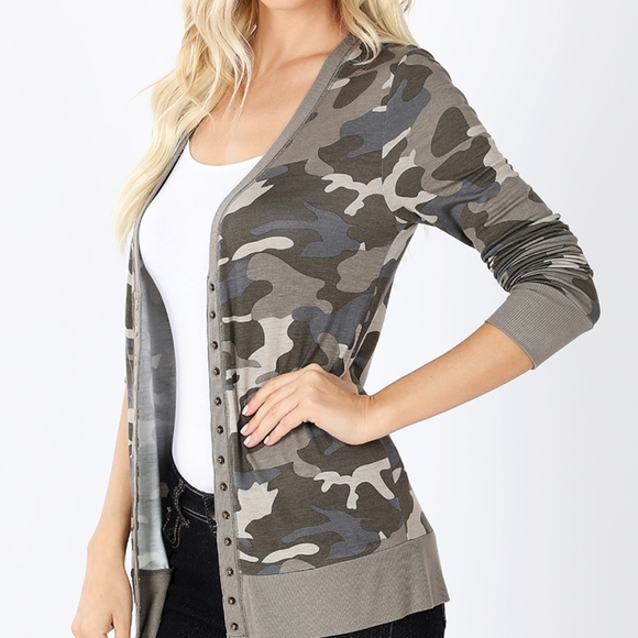 Zenana Outfitters Sweaters - ⭐ Only 3 Left ⭐Camouflage Button Cardigan Sweater